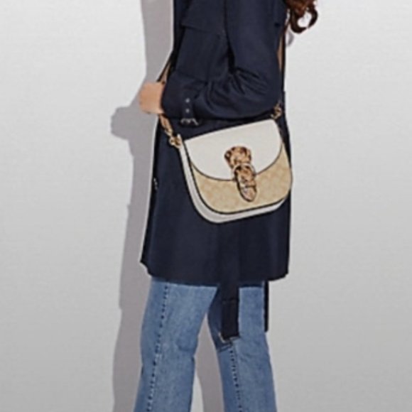 New with tag COACH shoulder bag and crossbody chalk gold light khaki signature - Picture 3 of 8